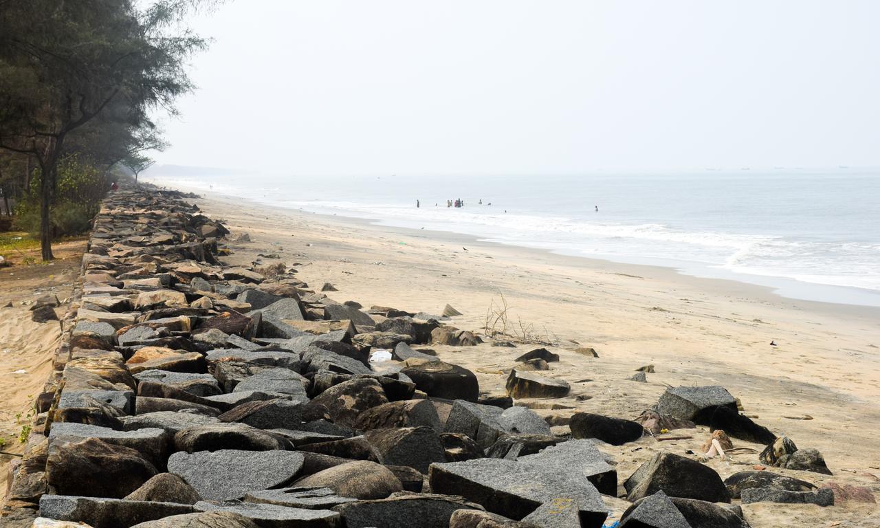 Sapphire Club Cherai Beach Villa Exterior photo